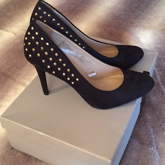 Studded Heels - Picture 2 of 6